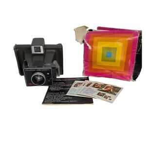Vintage Polaroid Square Shooter Land Camera w Box  Type 88 Film  Untested
